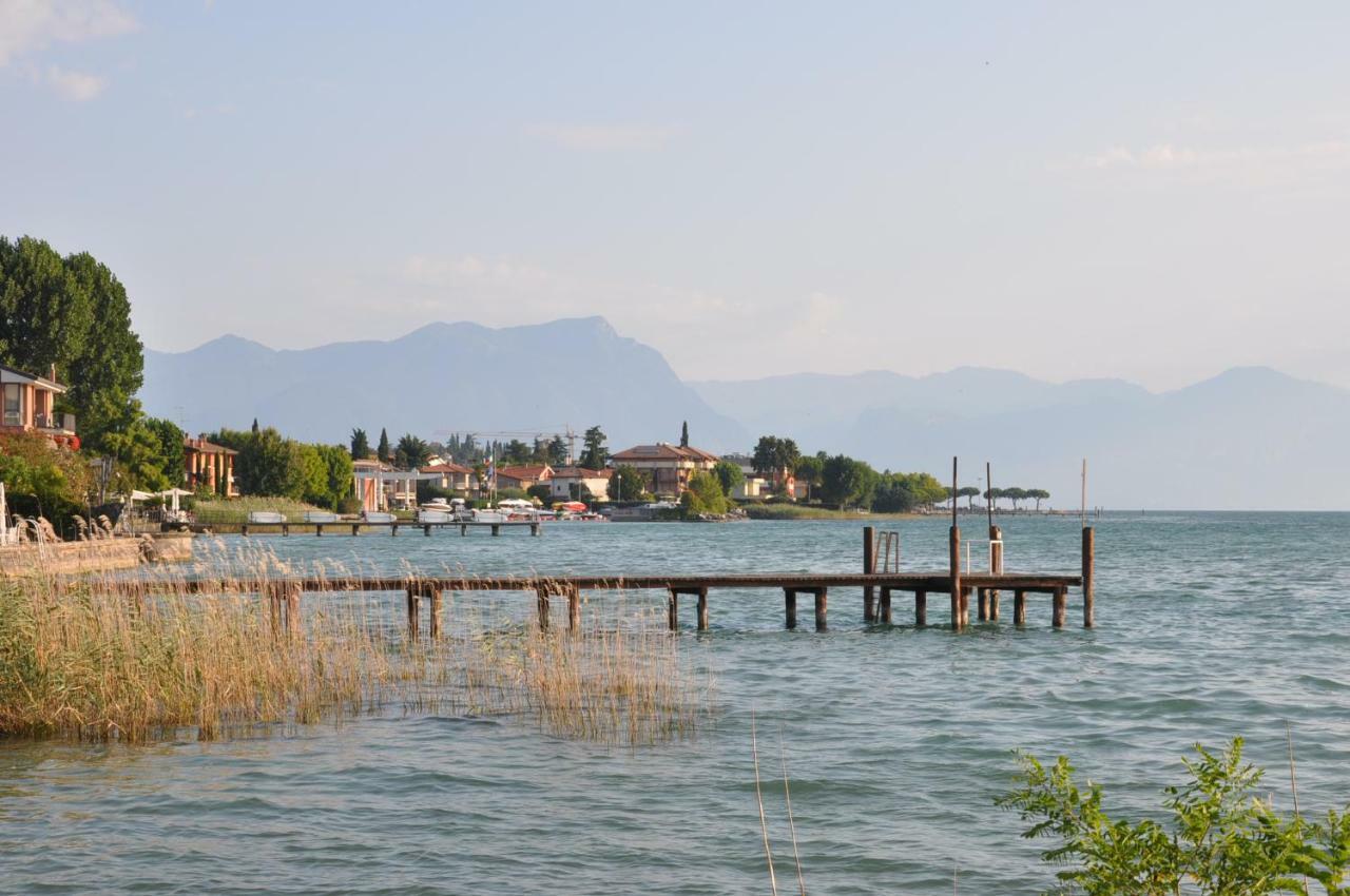 Royal Apartments Garda Sirmione Kültér fotó